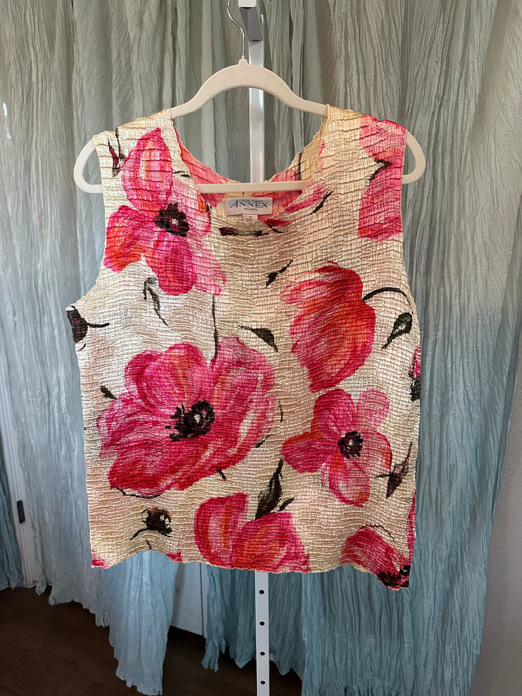 Floral Crinkle Top