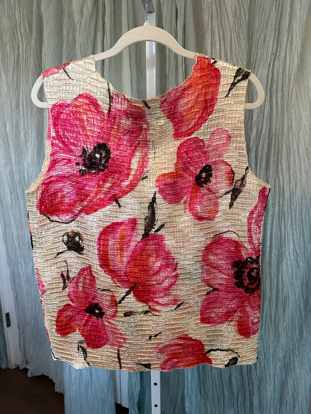 Floral Crinkle Top