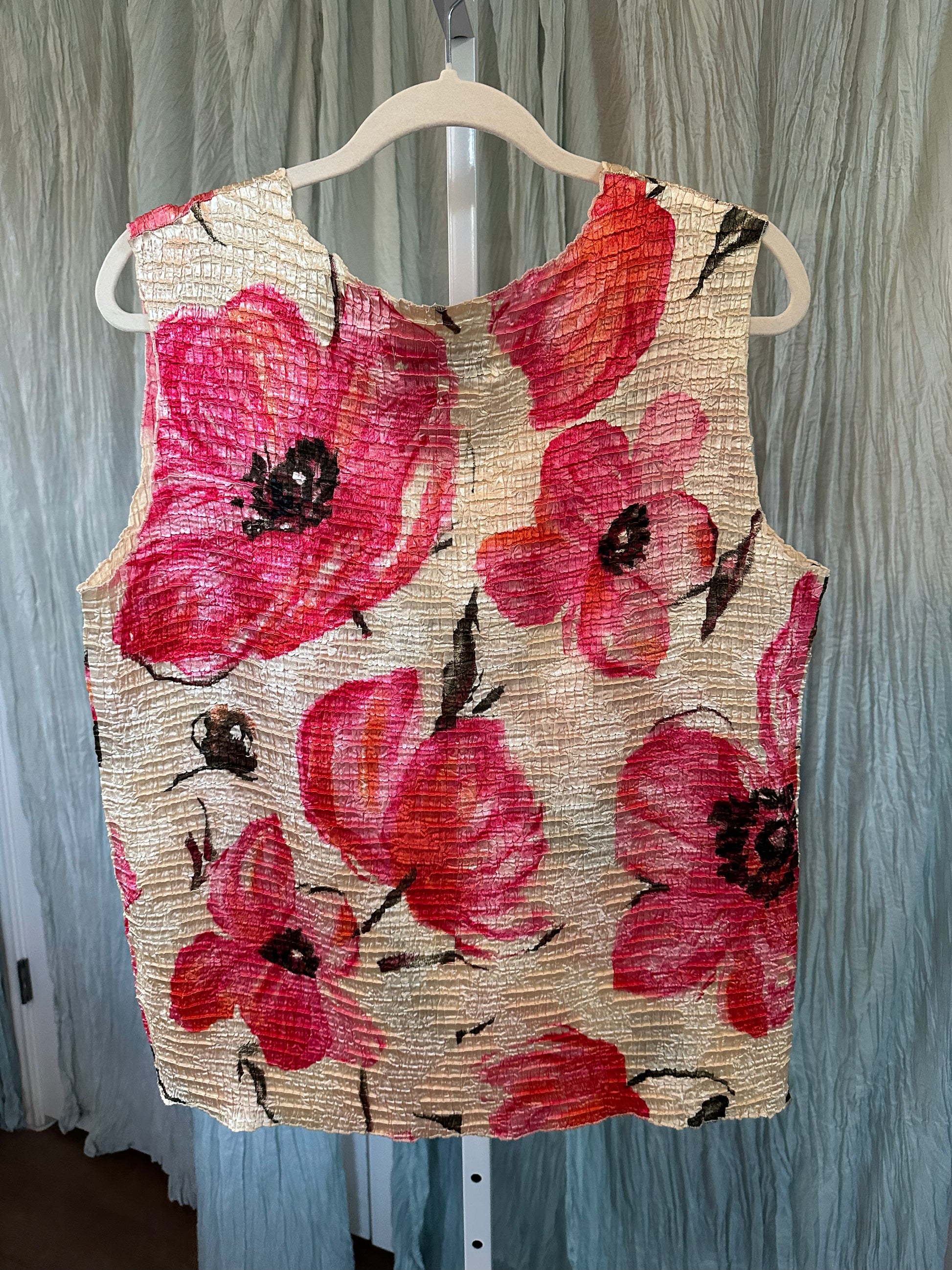Floral Crinkle Top