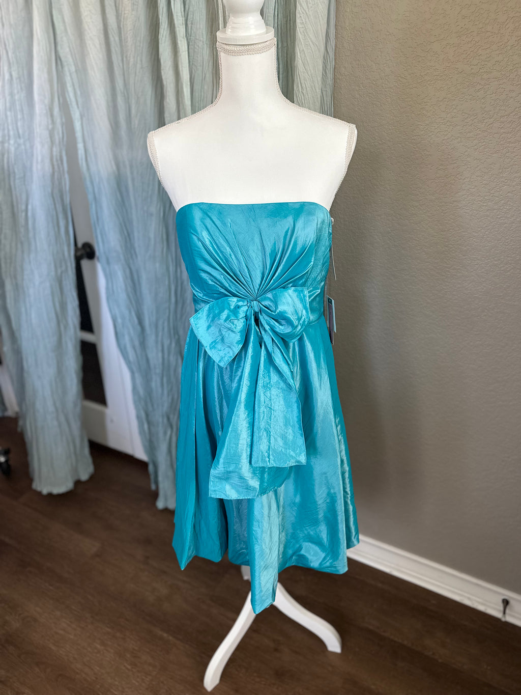 De Laru Blue NWT Cocktail Dress