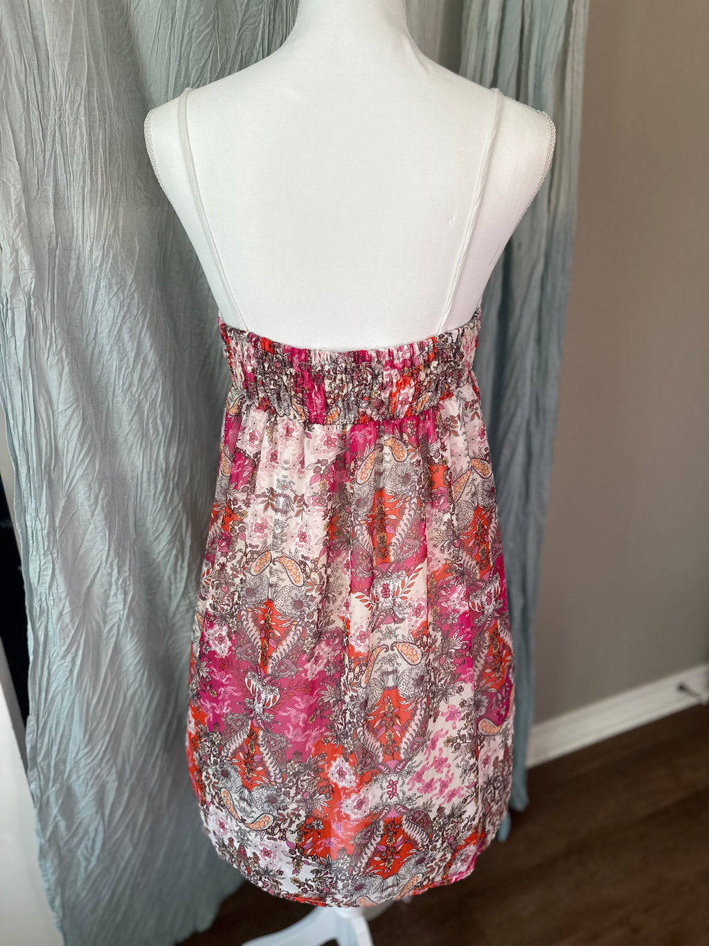 Charlotte Russe Paisley V-Neck Dress